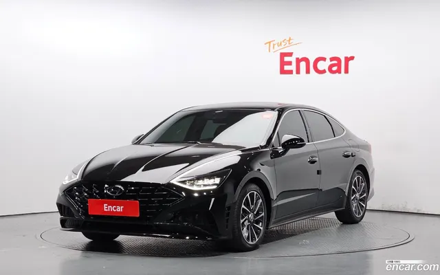 Hyundai Sonata (DN8) 1.6 — миниатюра 1