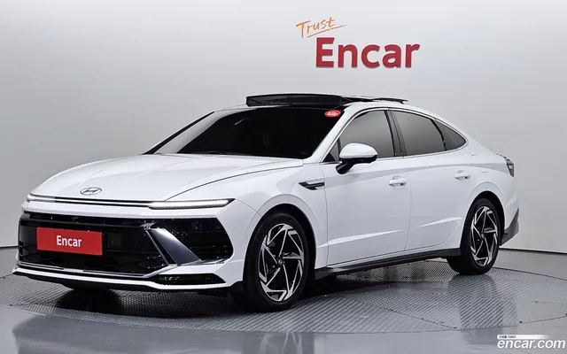 Hyundai (DN8) — миниатюра 1