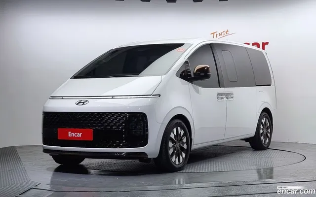 Hyundai Staria L3.5 9 — миниатюра 1