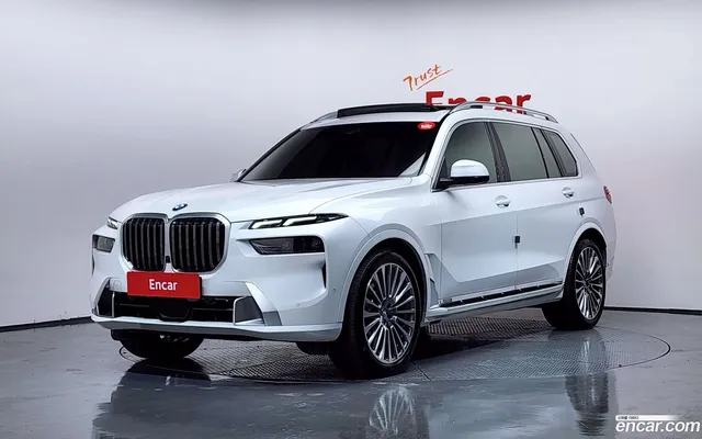 BMW X7 (G07) xDrive 40i 7 — миниатюра 1