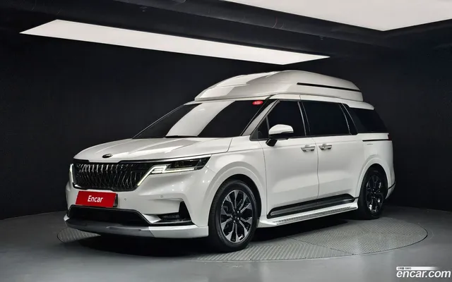 Kia Carnival 7 — миниатюра 1