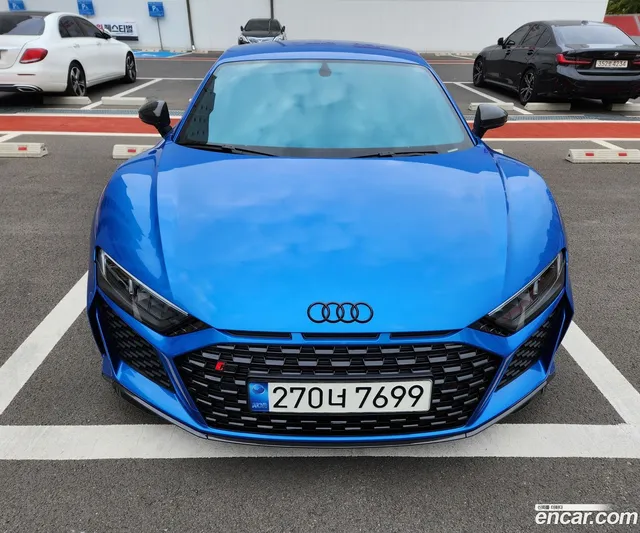 Audi R8 (4S) 5.2 V10 — миниатюра 1