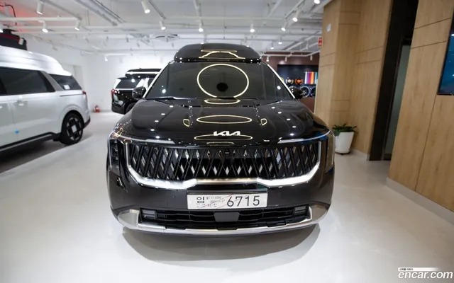 Kia Carnival 9 () — миниатюра 1