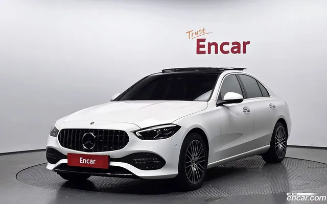 Mercedes-Benz C-Class (W206) C200 4MATIC — миниатюра 1