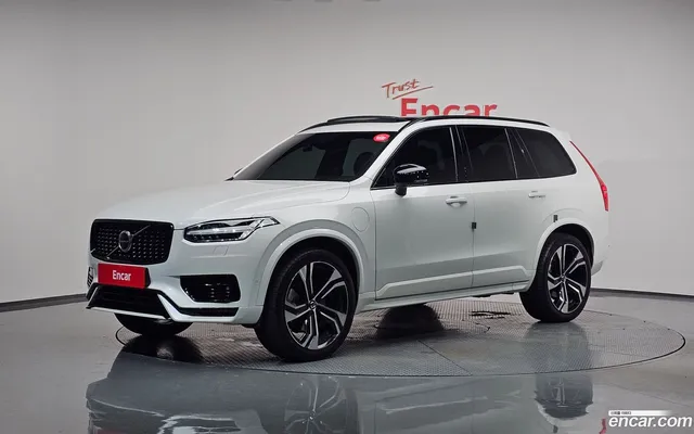 Volvo XC90 T8 R- — миниатюра 1
