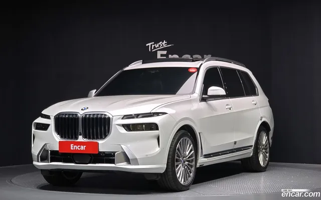 BMW X7 (G07) xDrive 40i 7 — миниатюра 1
