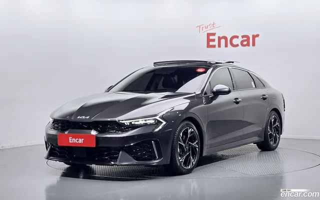 Kia K5 Hybrid — миниатюра 1