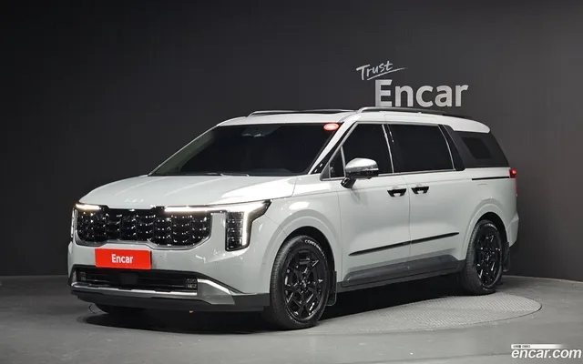 Kia Carnival HEV 9 — миниатюра 1