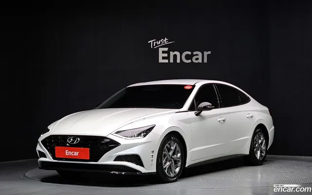 Hyundai Sonata (DN8) 1.6 — миниатюра 1