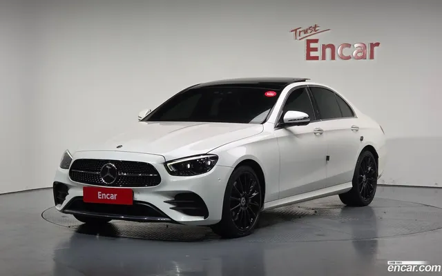 Mercedes-Benz E-Class (W213) E350 4MATIC AMG Line — миниатюра 1