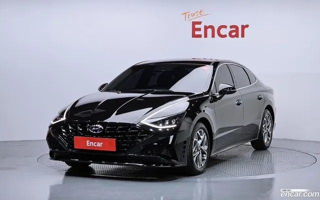 Hyundai Sonata (DN8) 2.0 — миниатюра 1