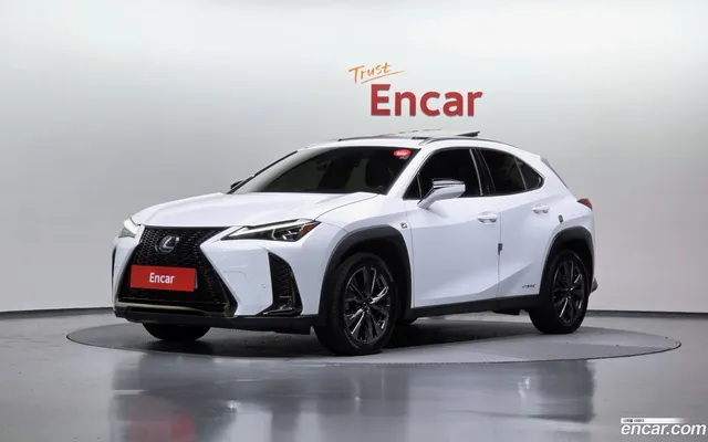 Lexus UX250h 2.0 F-Sport 2WD — миниатюра 1