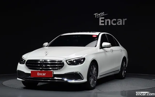 Mercedes-Benz E-Class (W213) E350 4MATIC — миниатюра 1