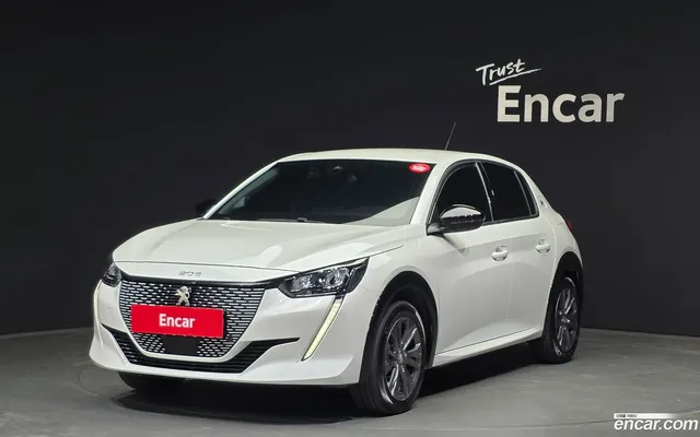 Peugeot e-208 2 — миниатюра 1