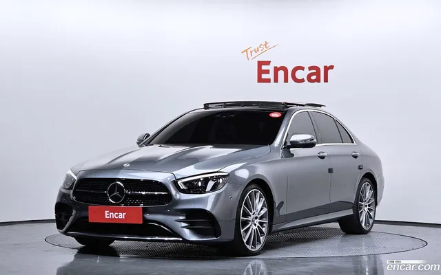 Mercedes-Benz E-Class (W213) E350 4MATIC AMG Line — миниатюра 1