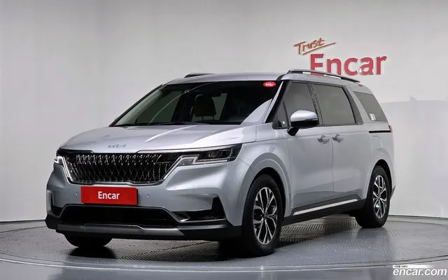 Kia Carnival 9 — миниатюра 1