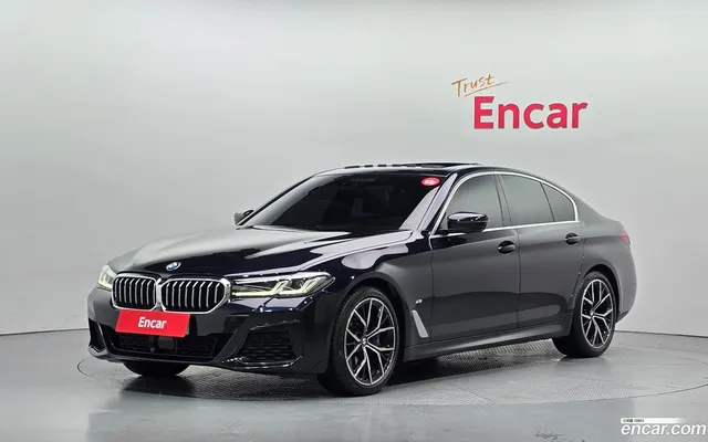 BMW 5 Series (G30) 530i xDrive M — миниатюра 1