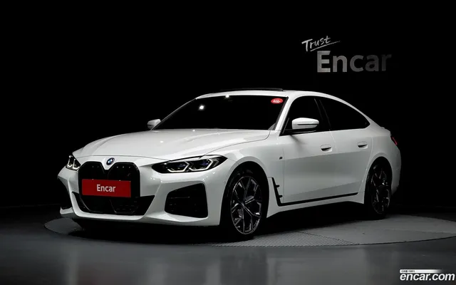 BMW i4 eDrive40 M — миниатюра 1