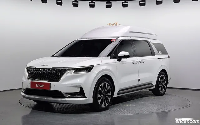 Kia Carnival 7 — миниатюра 1