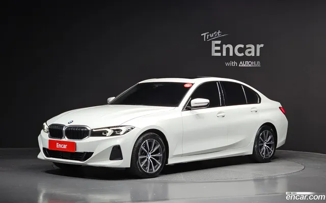 BMW 3 Series (G20) 320i — миниатюра 1