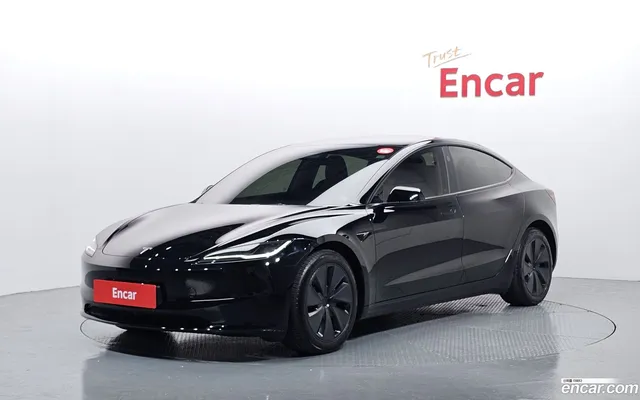 Tesla Model 3 AWD — миниатюра 1