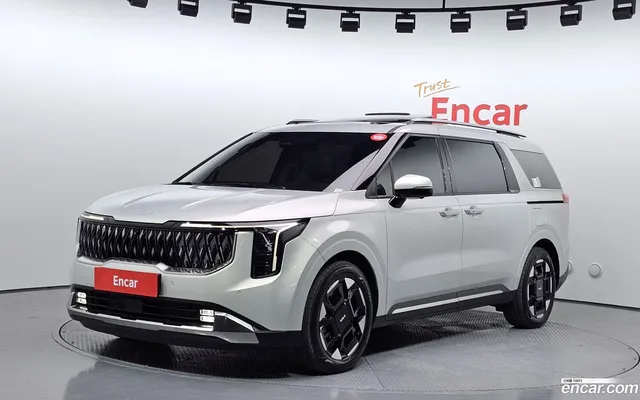 Kia Carnival HEV 7 — миниатюра 1