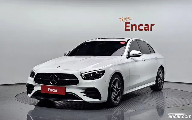 Mercedes-Benz E-Class (W213) E250 AMG Line — миниатюра 1