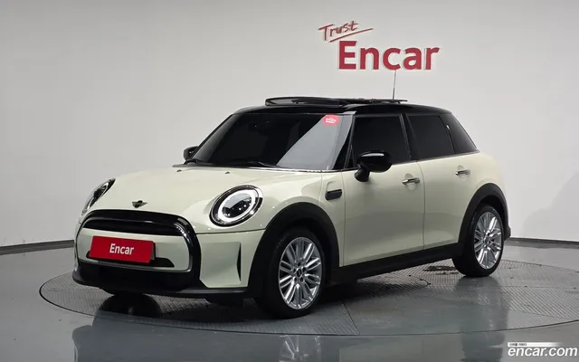 MINI Cooper 5 — миниатюра 1