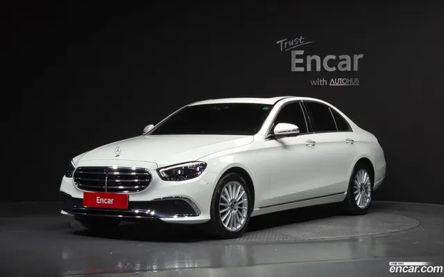 Mercedes-Benz E-Class (W213) E250 — миниатюра 1