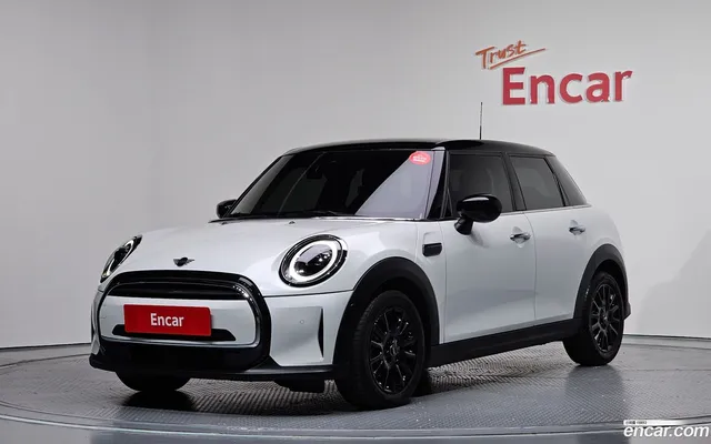 MINI Cooper 5 — миниатюра 1