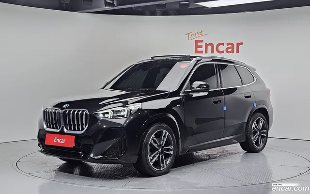 BMW X1 (U11) sDrive 20i M — миниатюра 1