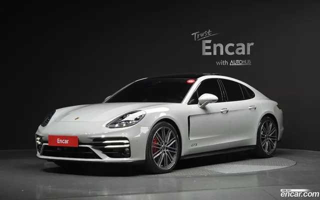 Porsche Panamera (971) 4.0 GTS — миниатюра 1
