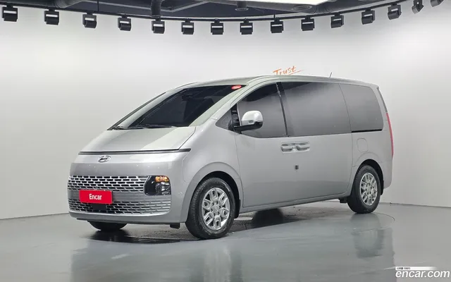 Hyundai Staria 9 — миниатюра 1