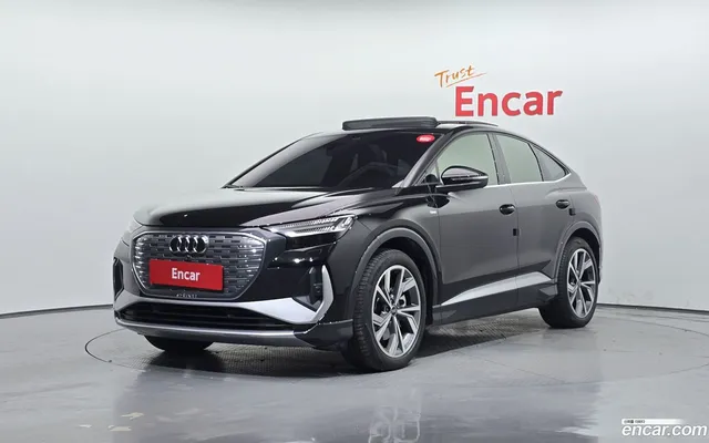 Audi Q4 e-tron (F4) 40 — миниатюра 1