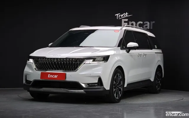 Kia Carnival 7 — миниатюра 1