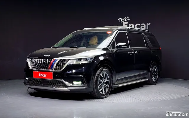 Kia Carnival 9 — миниатюра 1