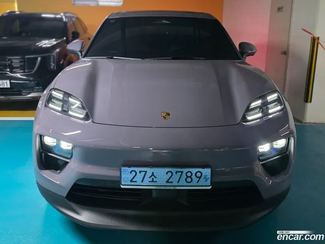 Porsche EV 4S — миниатюра 1