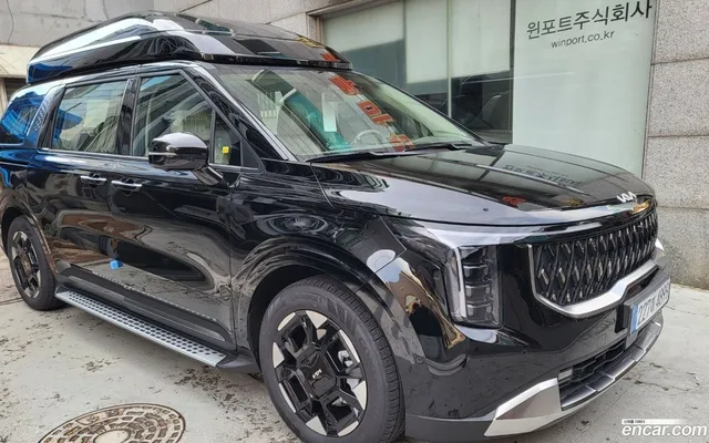 Kia Carnival HEV 9 — миниатюра 1