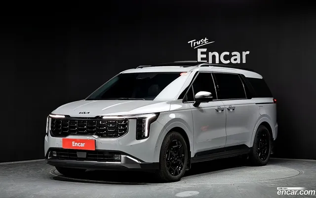 Kia Carnival 7 — миниатюра 1