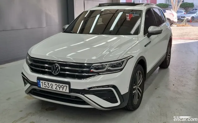 Volkswagen Tiguan Allspace 2.0 TSI — миниатюра 1