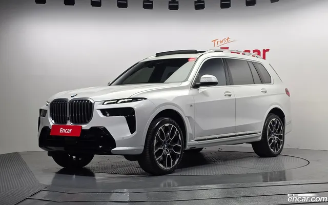 BMW X7 (G07) xDrive 40i M 7 — миниатюра 1