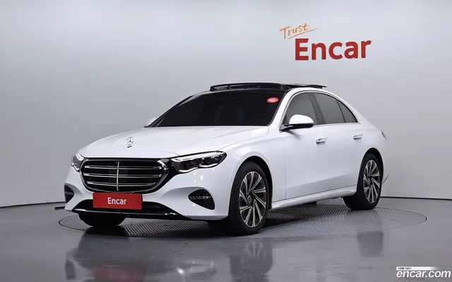 Mercedes-Benz E-Class (W214) E300 4MATIC — миниатюра 1