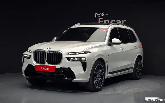BMW X7 (G07) xDrive 40i M 6 — миниатюра 1