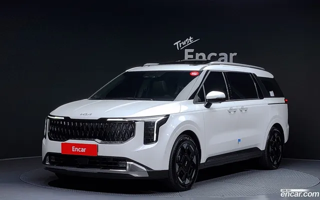 Kia Carnival 9 — миниатюра 1