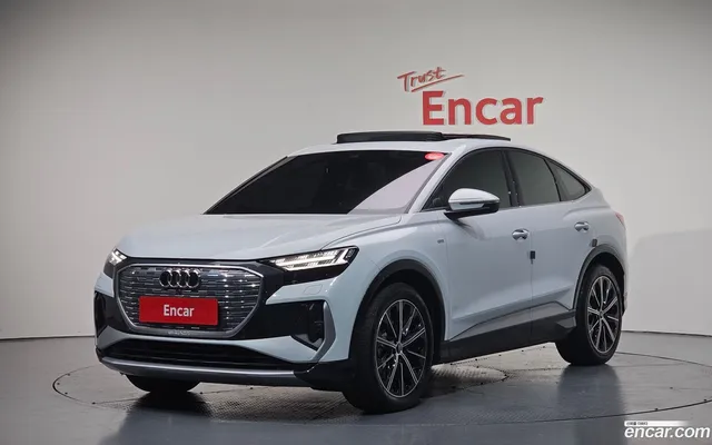 Audi Q4 e-tron (F4) 40 — миниатюра 1