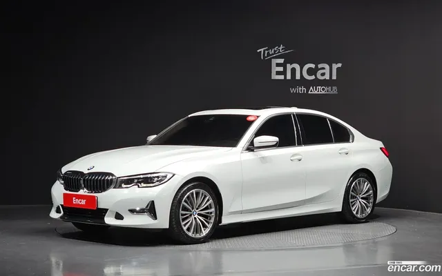 BMW 3 Series (G20) 320i — миниатюра 1