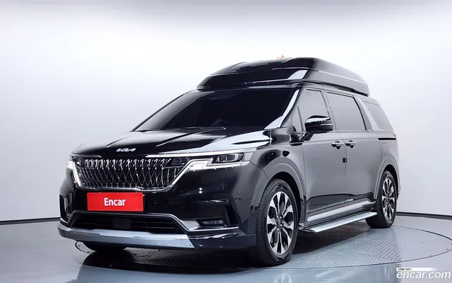 Kia Carnival 7 — миниатюра 1