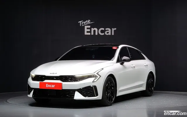 Kia K5 Hybrid — миниатюра 1