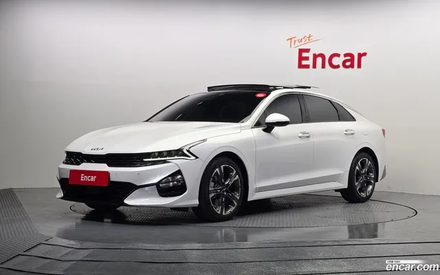 Kia K5 1.6 — миниатюра 1