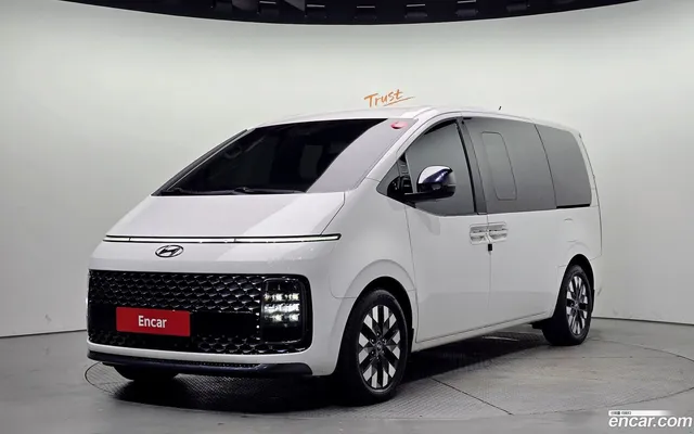 Hyundai Staria 9 — миниатюра 1